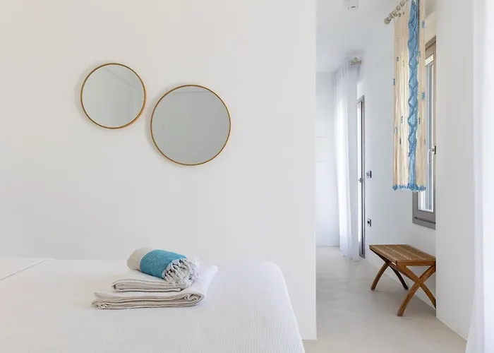 Gorgeous With Sea View Villa Molos (Paros)